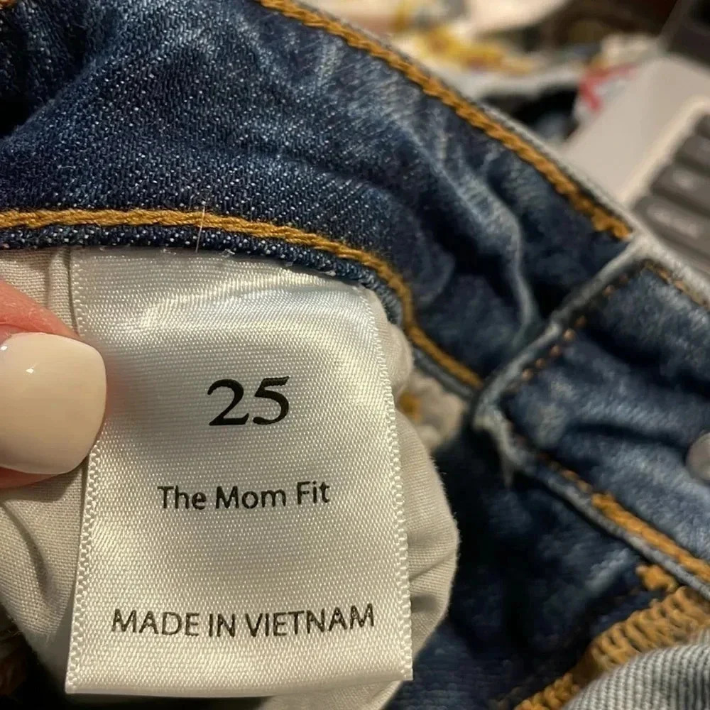 Willow & Root The Mom jean Women’s size 25 Style WR138A Distressed - Picture 9 of 11